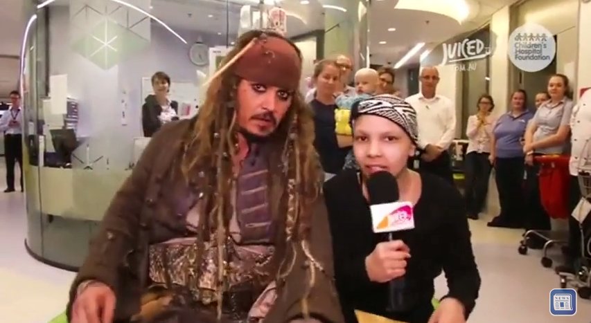 Johnny Depp surprises patients at children's hospital